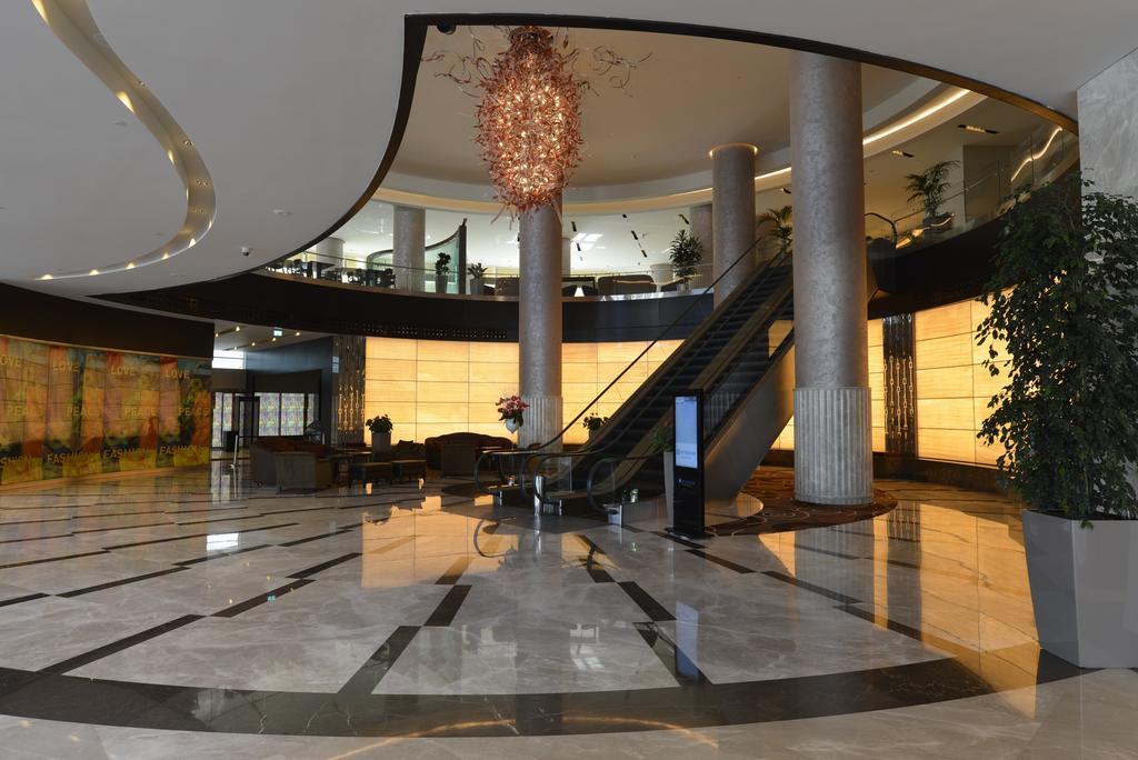 Wyndham Grand Istanbul Europe Ξενοδοχείο Εξωτερικό φωτογραφία Lobby